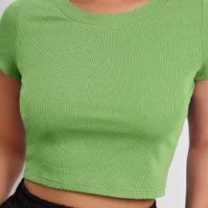 Ribbed Cropped Tee